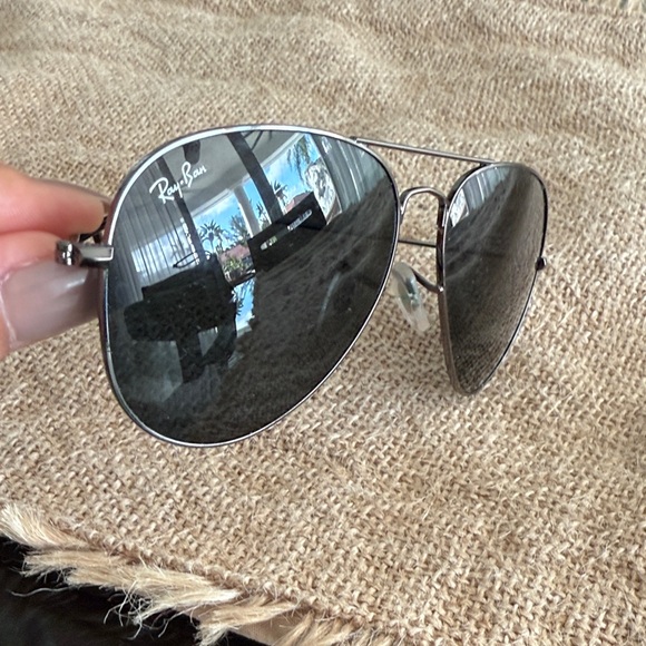 Ray-Ban Silver Aviator Sunglasses with Black Lenses - Picture 3 of 7